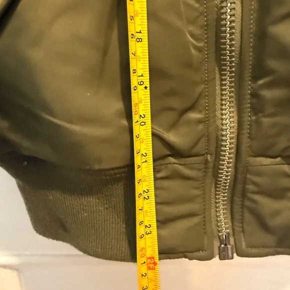 Alpha Industries Sage Green Bomber Jacket - Picture 11 of 13